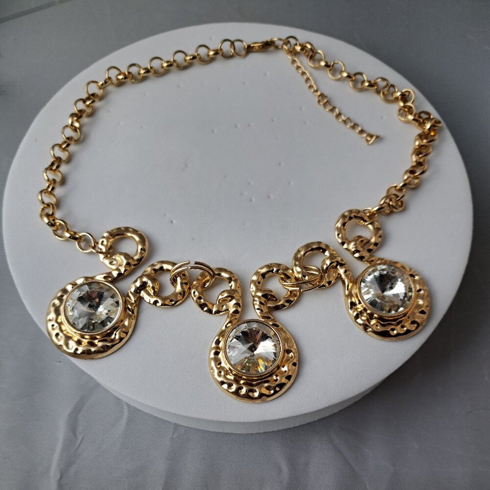 NWOT  Large Rhinestone Statement Necklace - Picture 2 of 4